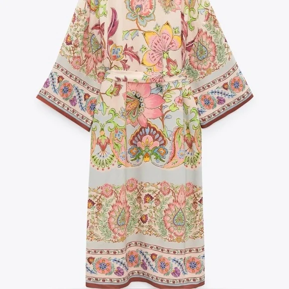 Zara Multicolor Patterned Robe - Picture 4 of 13